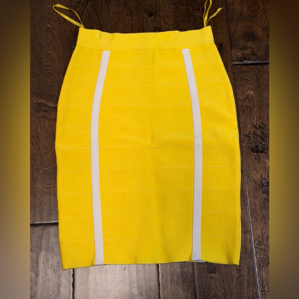 bebe Yellow Pencil Skirt with White Stripes